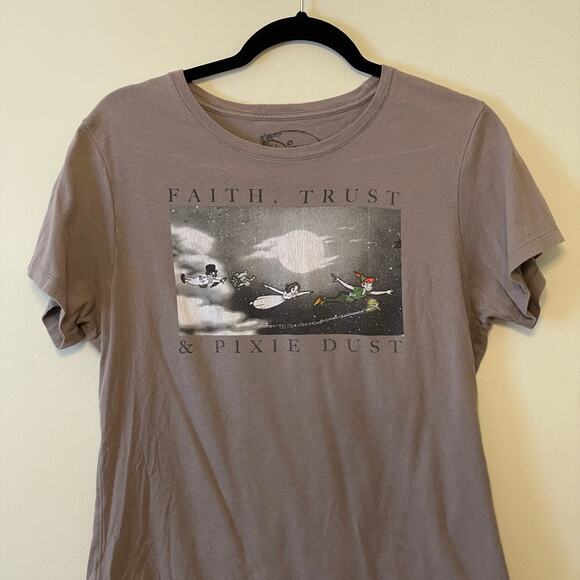 Disney XL short sleeve t-shirt Peter Pan gray Wendy moon casual graphic spellout - Picture 2 of 7